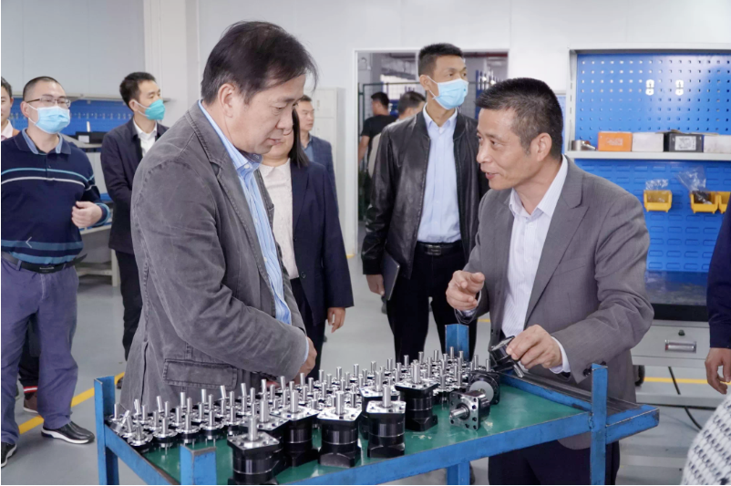 黃江鎮(zhèn)委書(shū)記一行蒞臨調(diào)研